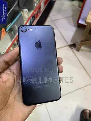 Apple iPhone 7 32 GB Black