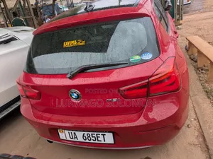 BMW 118i 2014 Red