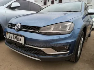 Volkswagen Golf 2017 Blue