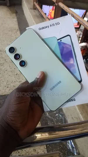 New Samsung Galaxy A15 5G 256 GB Gold