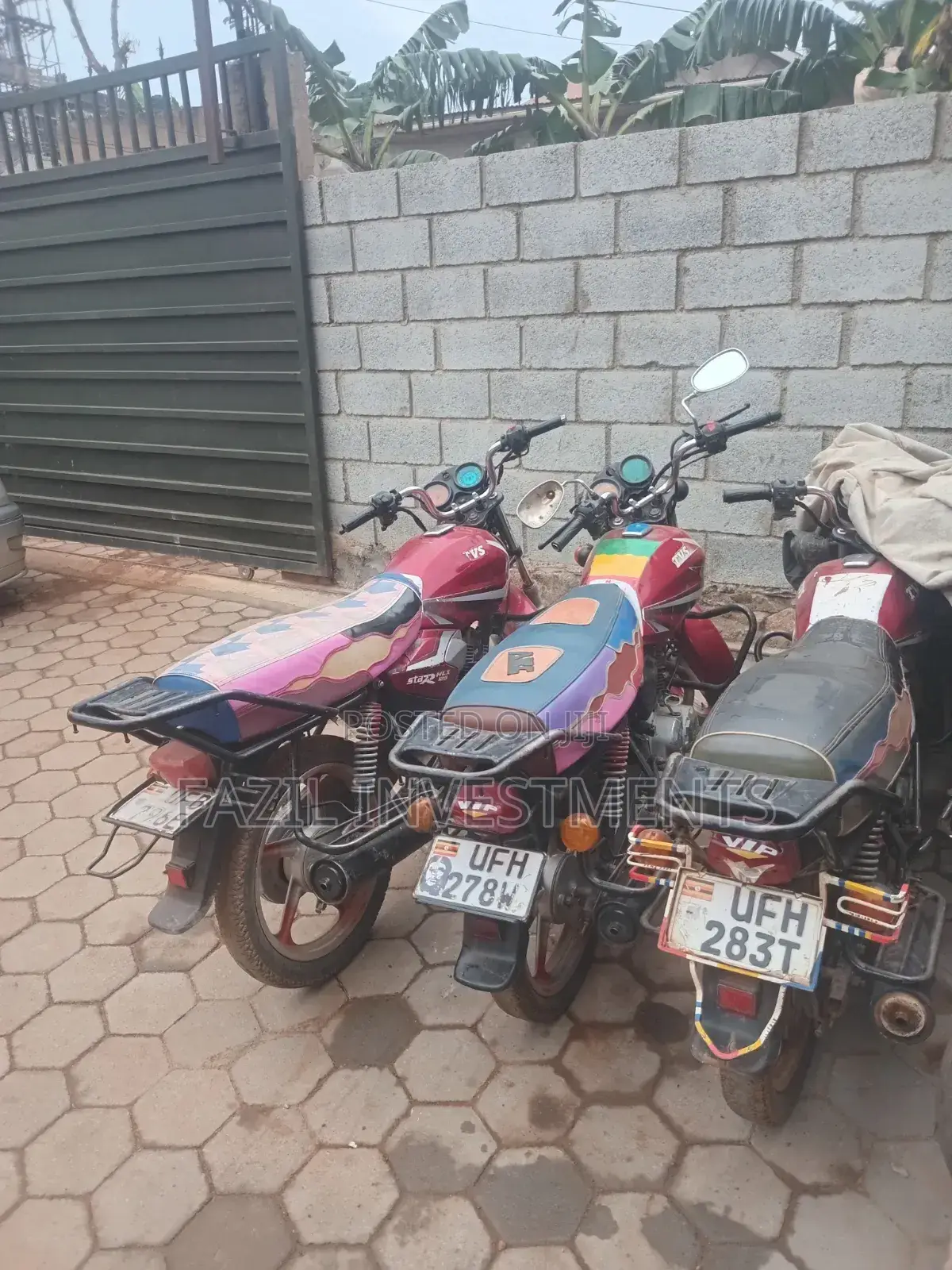 TVS HLX 125 1998 Red