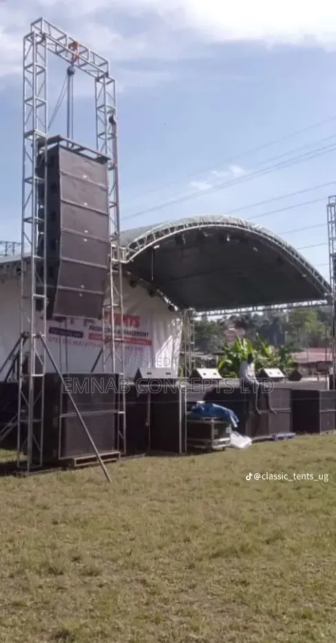 Performing Stage 12 by 8 Miters