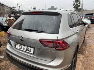 Volkswagen Tiguan 2017 Silver