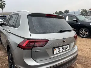 Volkswagen Tiguan 2017 Silver