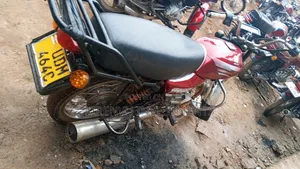 Bajaj Boxer 2015 Red