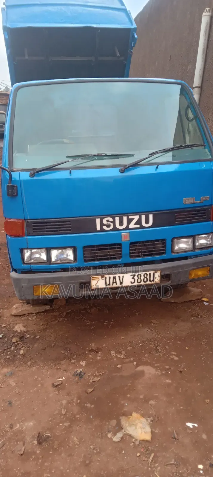 Isuzu Elf Tipper Uav