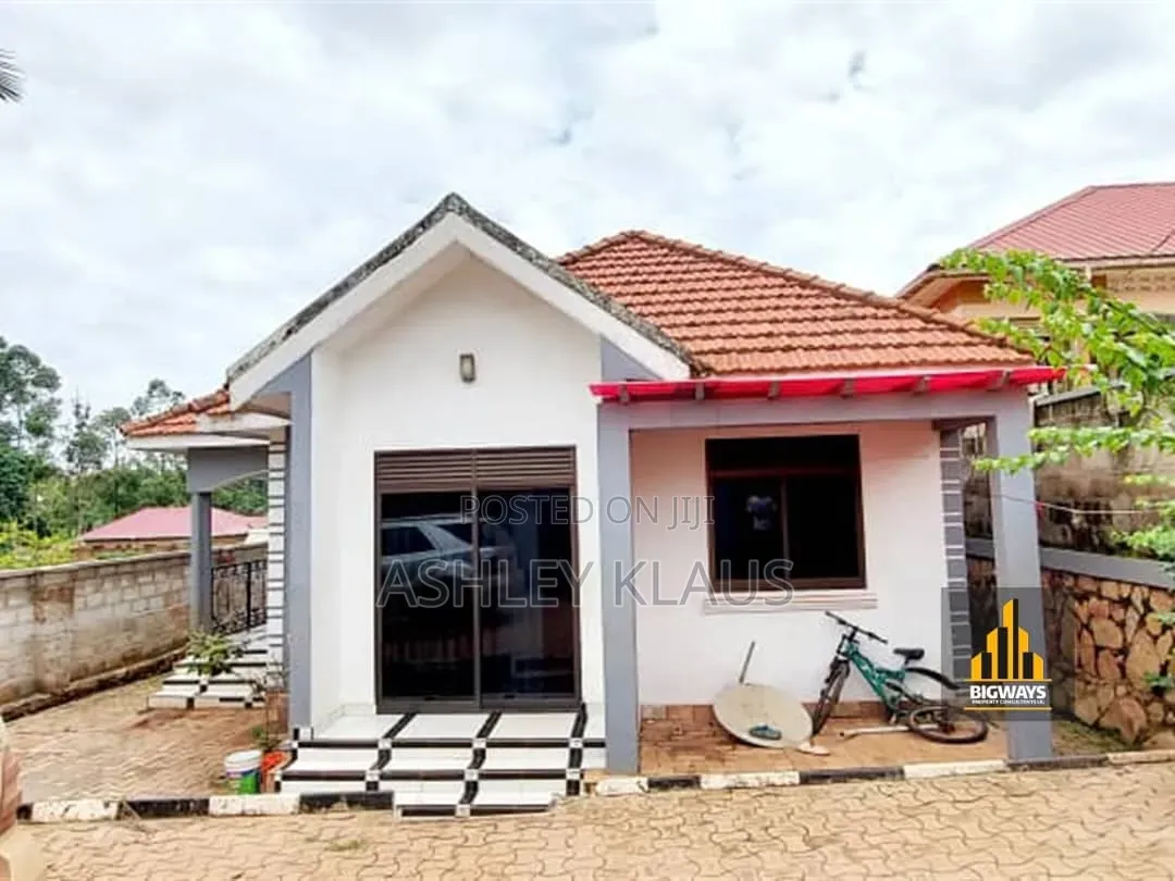 3bdrm House in Najjera Estates, Central Division for sale