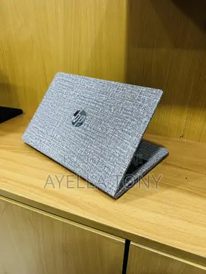 New Laptop HP ProBook 440 G9 8GB Intel Core i5 SSD 512GB