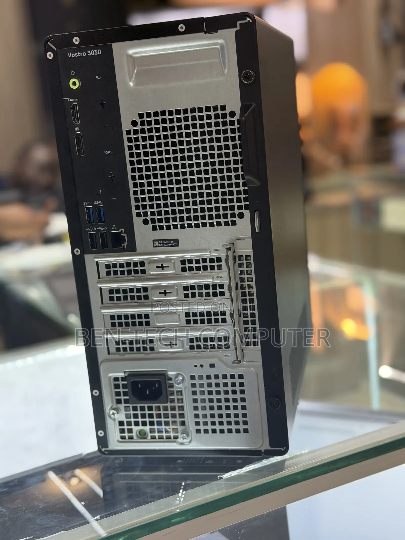 Desktop Computer Dell Vostro 3030 8GB Intel Core i5 SSD 512GB