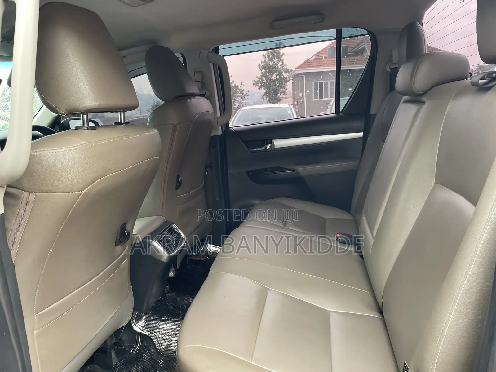 Toyota Hilux 2016 Silver