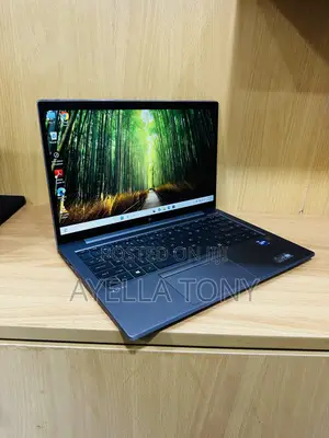 New Laptop HP ZBook Firefly 14 G7 16GB Intel Core i7 SSD 512GB