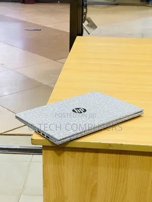 New Laptop HP ProBook 440 G9 8GB Intel Core i5 SSD 512GB