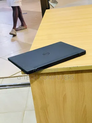 New Laptop Dell Inspiron 13 7370 8GB Intel Core i7 SSD 256GB