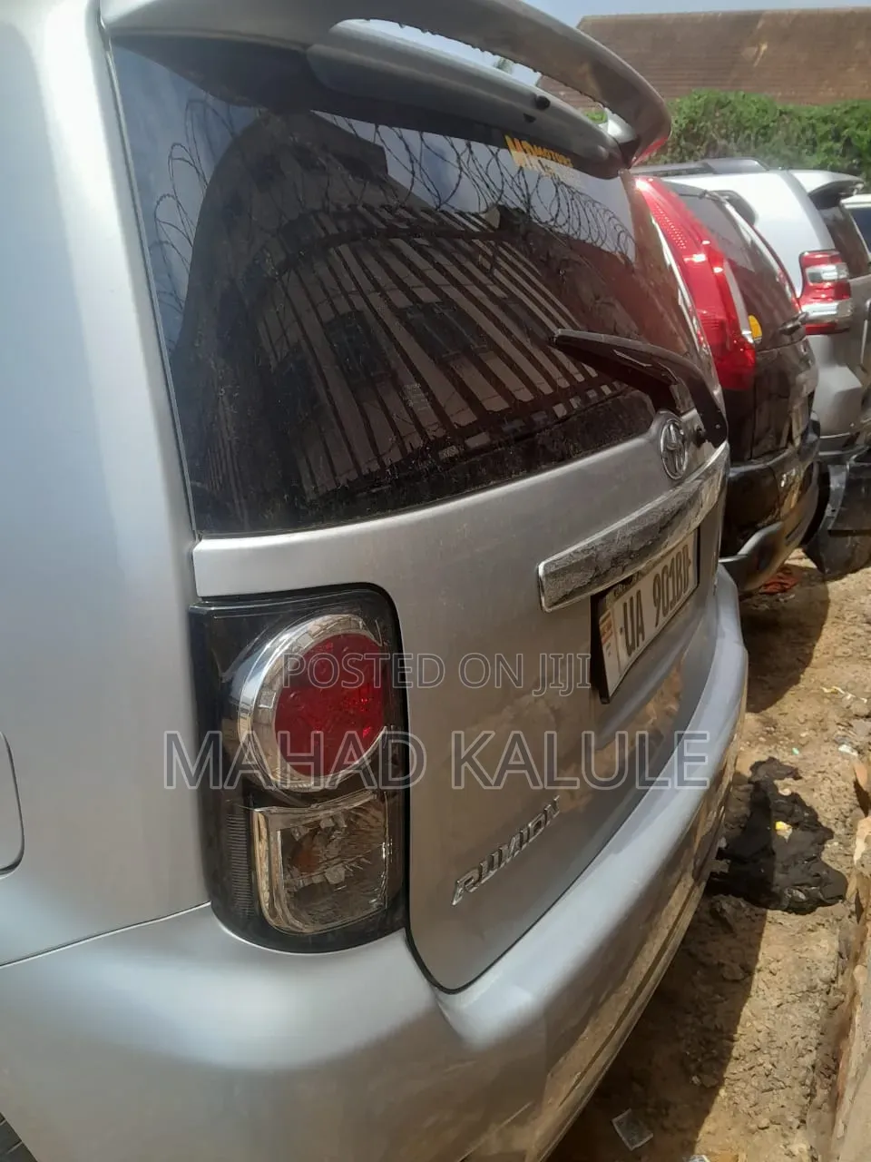 Toyota Corolla Rumion 2011 Silver