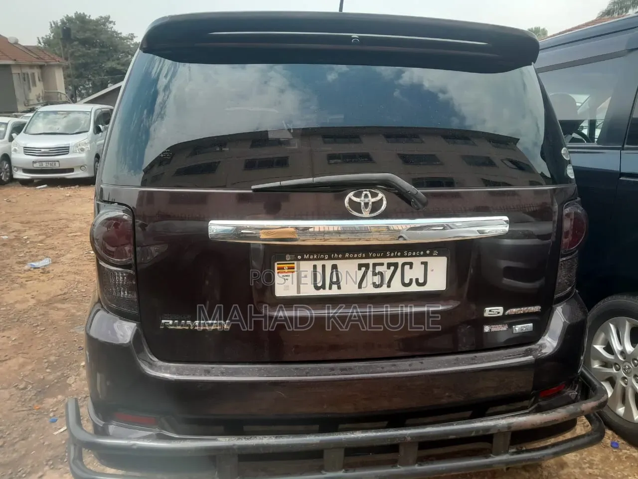 Toyota Corolla Rumion 2012 Maroon