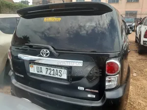 Toyota Corolla Rumion 2011 Black