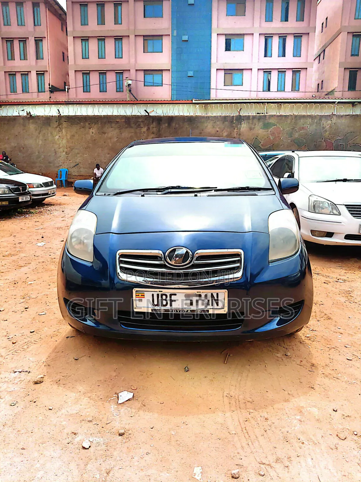 Toyota Vitz 2006 Blue