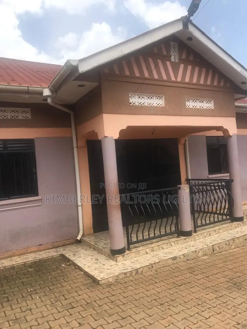 3bdrm House in Kira for sale