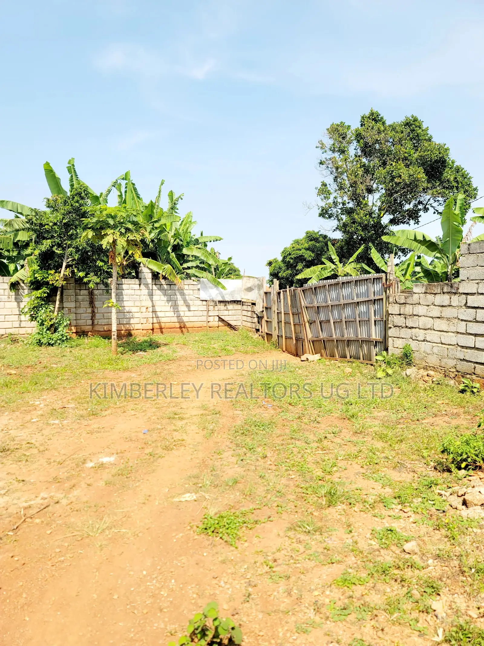 3bdrm House in Kira for sale