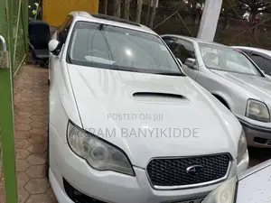 Subaru Legacy 2010 White