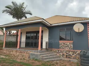 3bdrm House in Division A for sale
