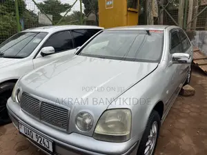 Toyota Progress 2003 Silver