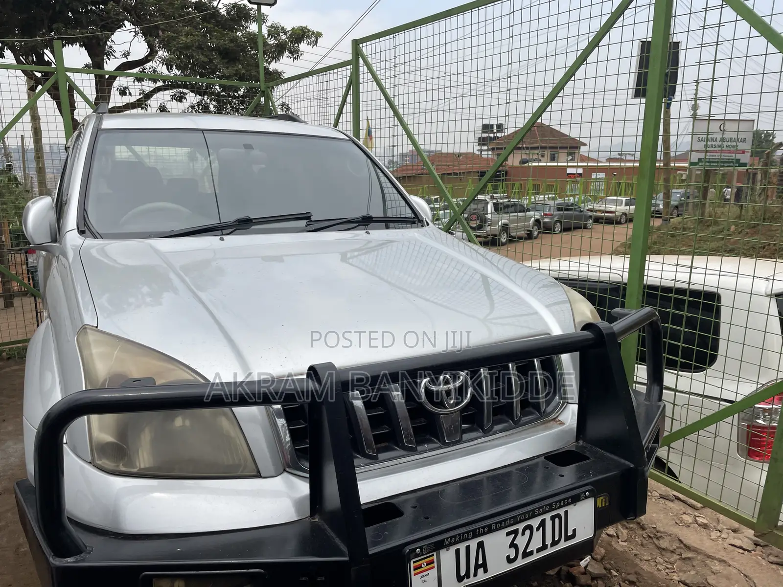 Toyota Land Cruiser Prado 2009 Silver