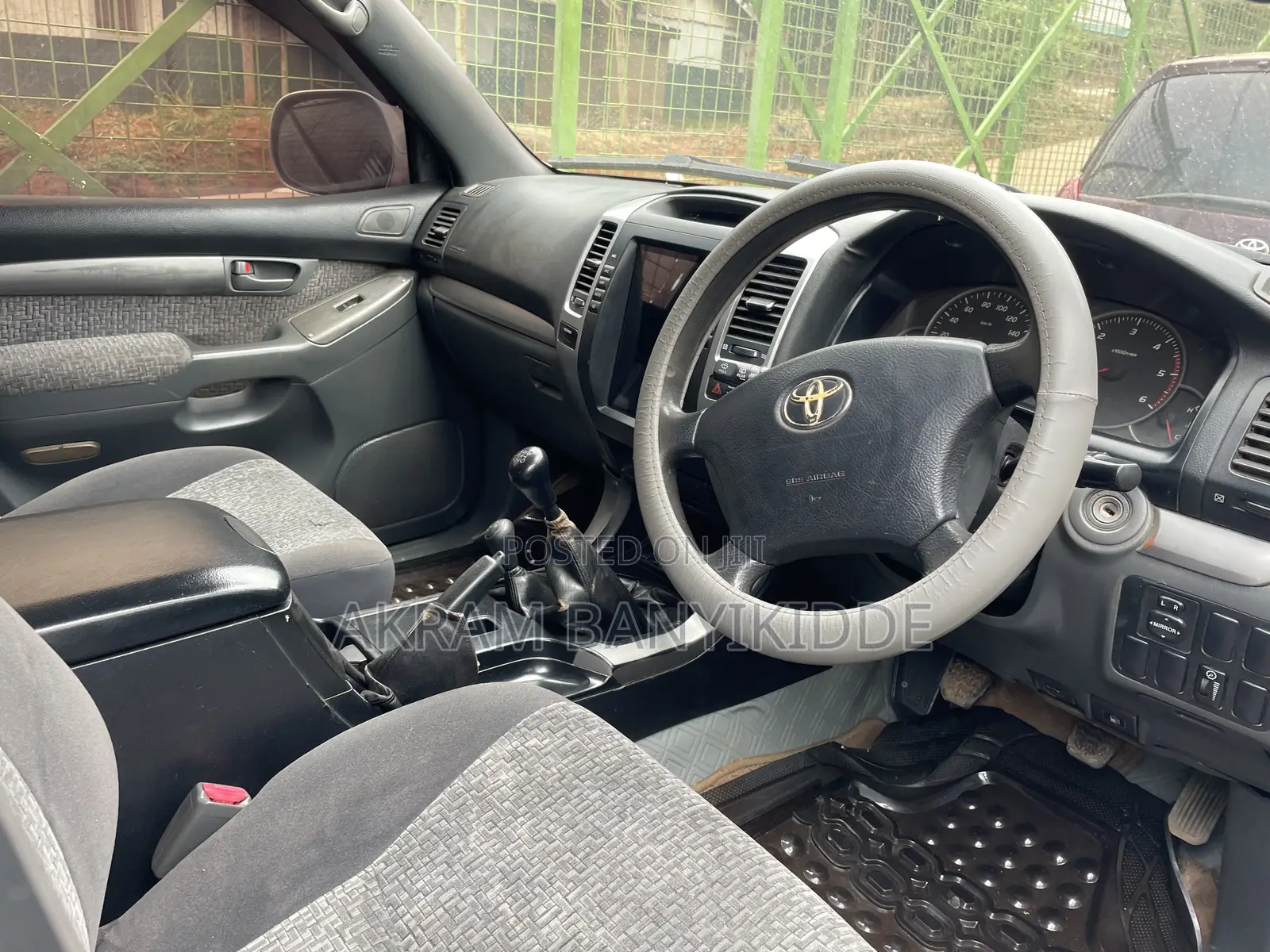 Toyota Land Cruiser Prado 2009 Silver