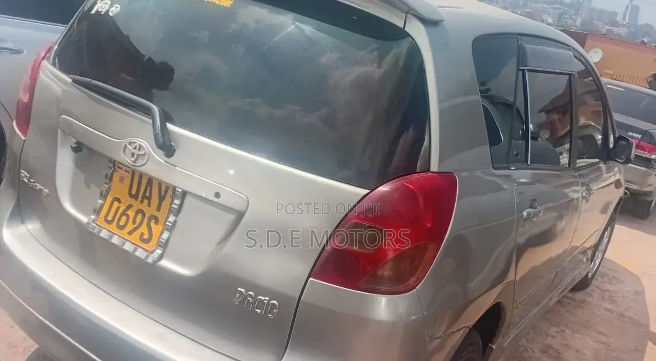 Toyota Corolla Spacio 2006 Silver