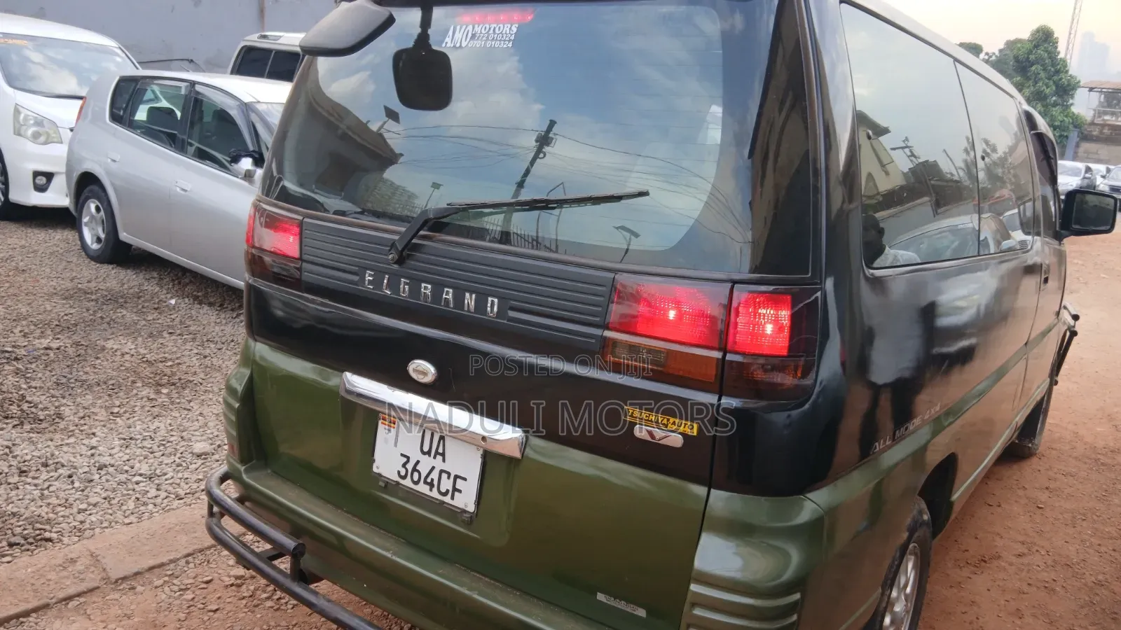 Nissan Elgrand 2004 Black