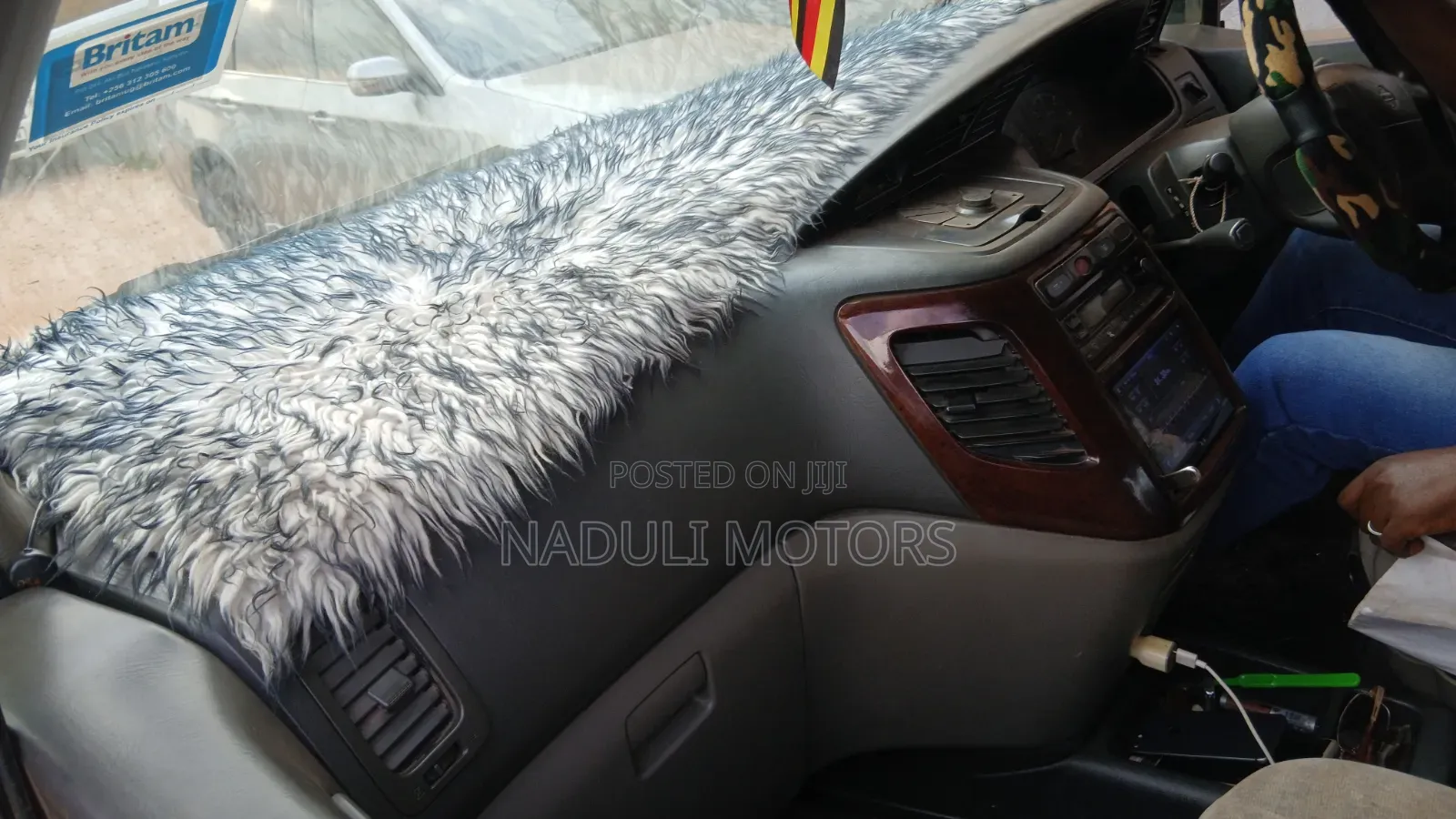 Nissan Elgrand 2004 Black