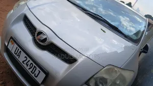 Toyota Auris 2009 Silver