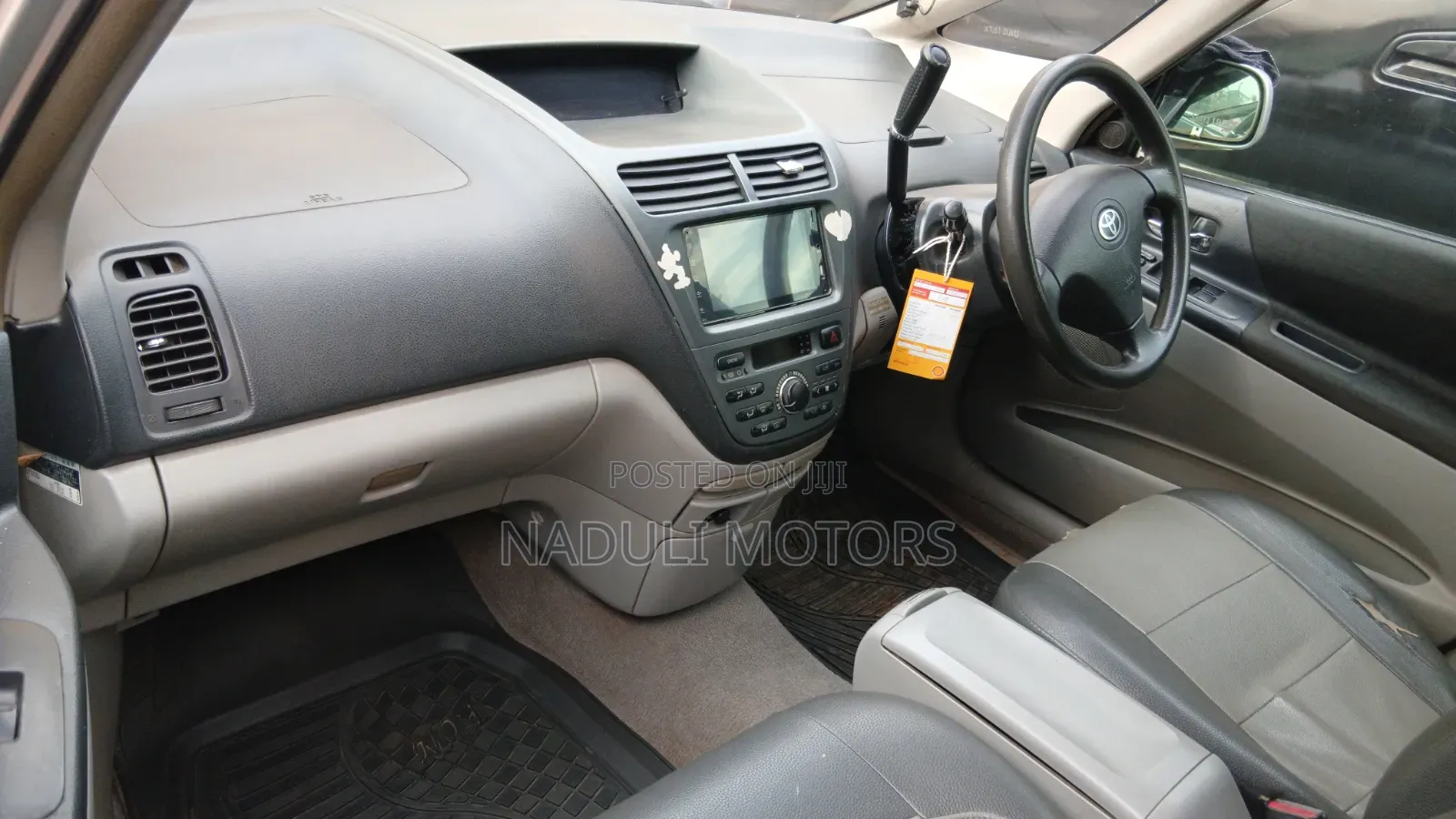 Toyota Opa 2003 Silver