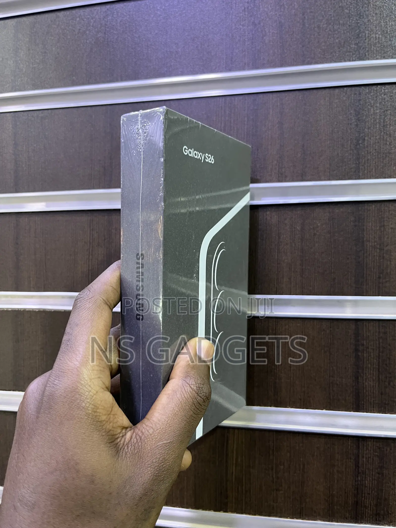 New Samsung Galaxy s26 256 GB Gray