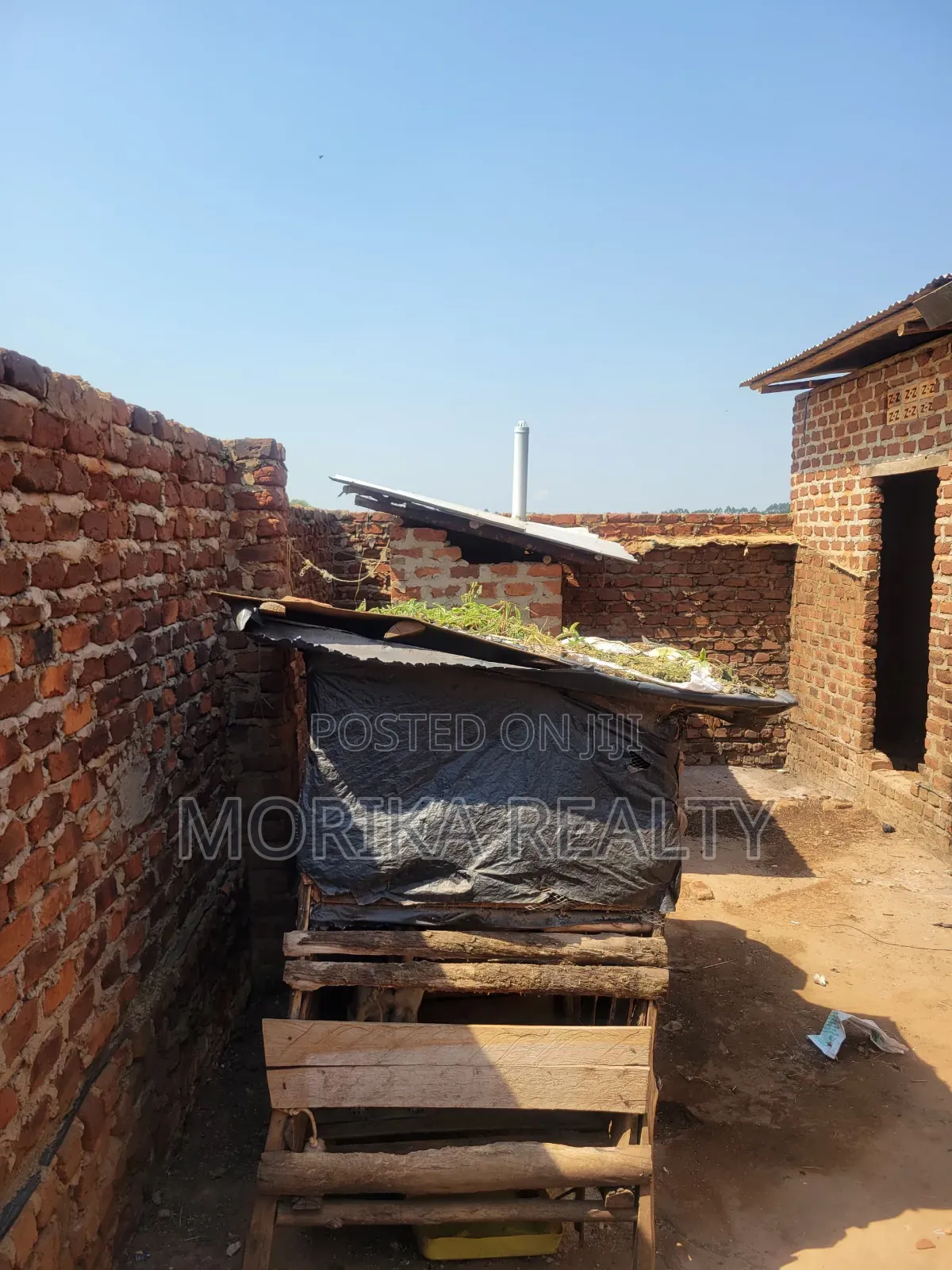 2bdrm House in Mikka Stage, Namayumba for sale