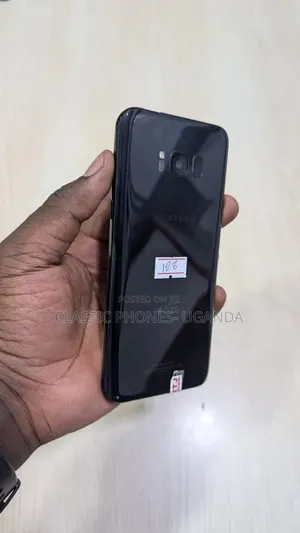 Samsung Galaxy S8+ 128 GB Black