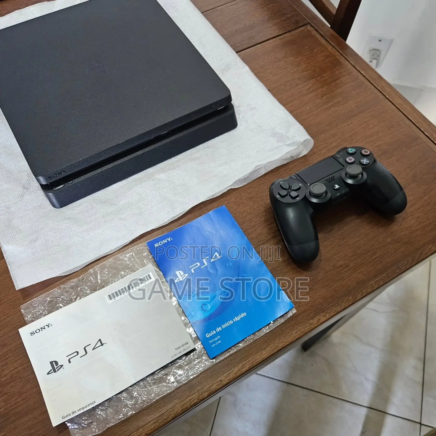 Ps4 Slim, 12 Games 2 Pads: Almost New, Owned by a Boring Person.