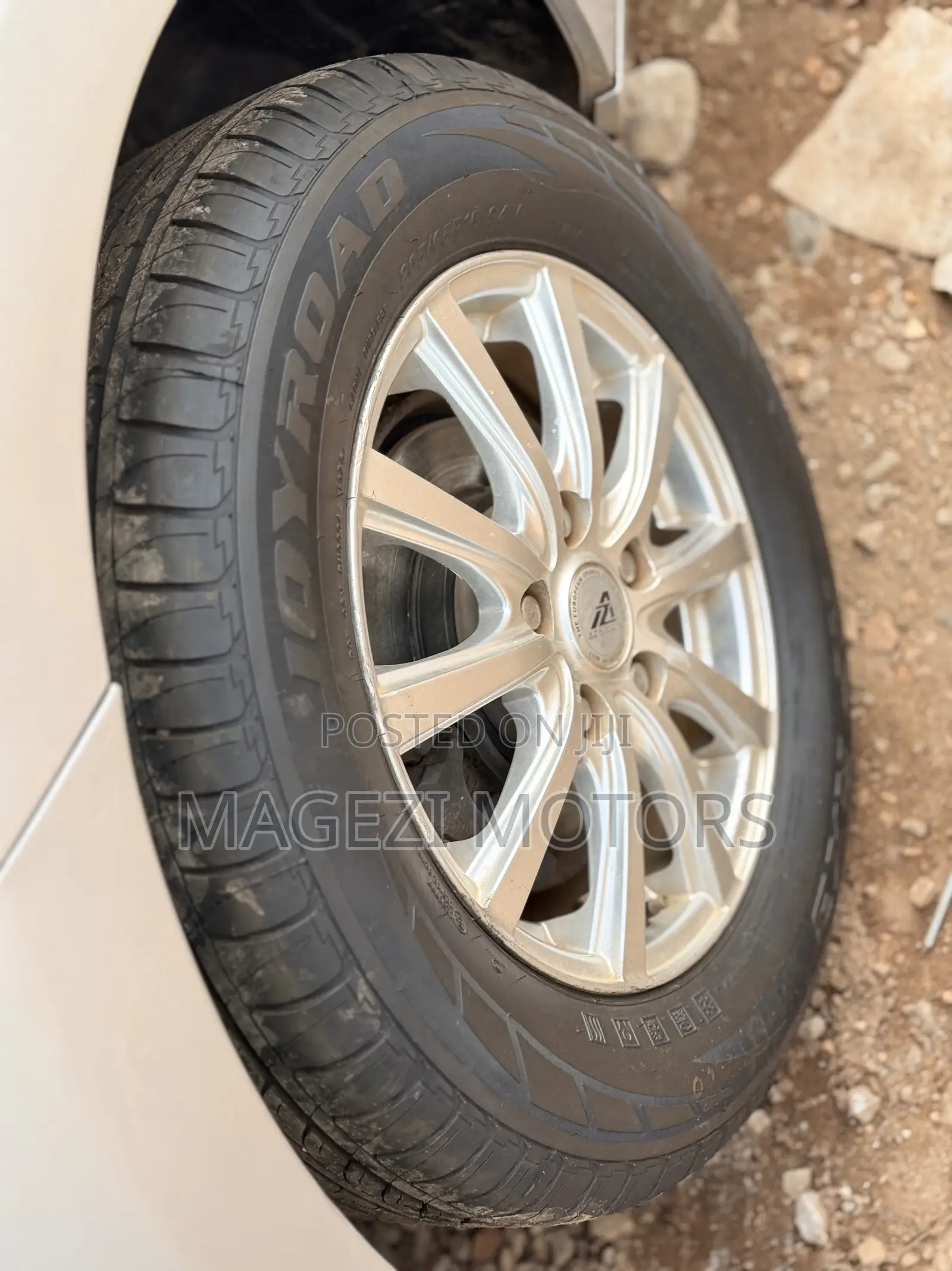 Toyota Corolla Rumion 2010 Silver