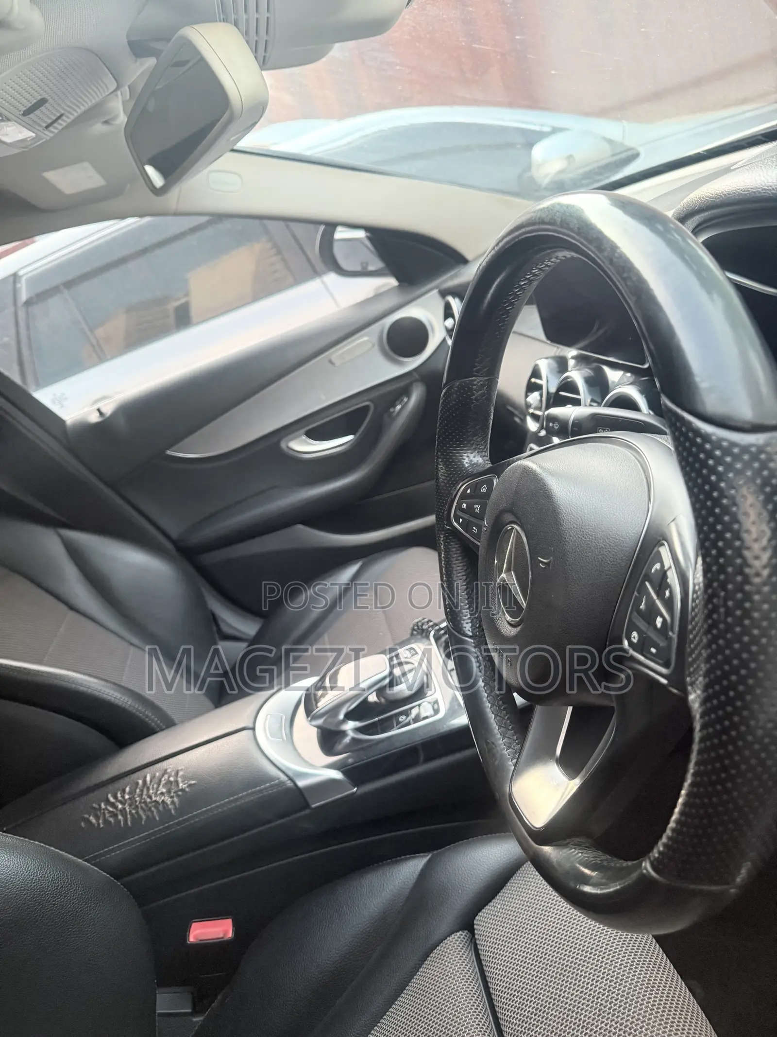 Mercedes-Benz C180 2016 White