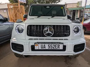 Mercedes-Benz G-Class 2017 White