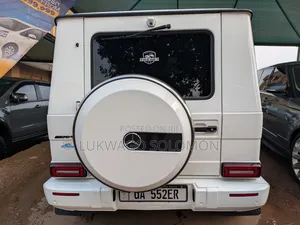 Mercedes-Benz G-Class 2017 White