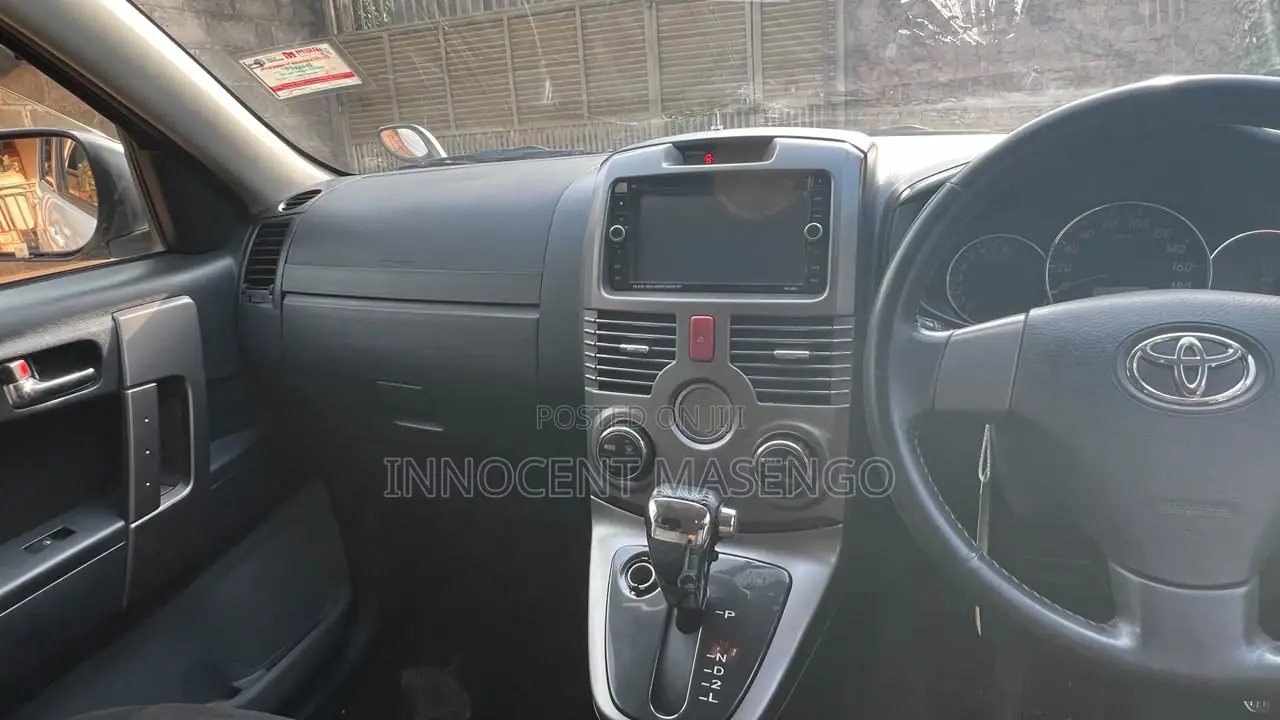 Toyota Rush 1.5 AWD 2013 White