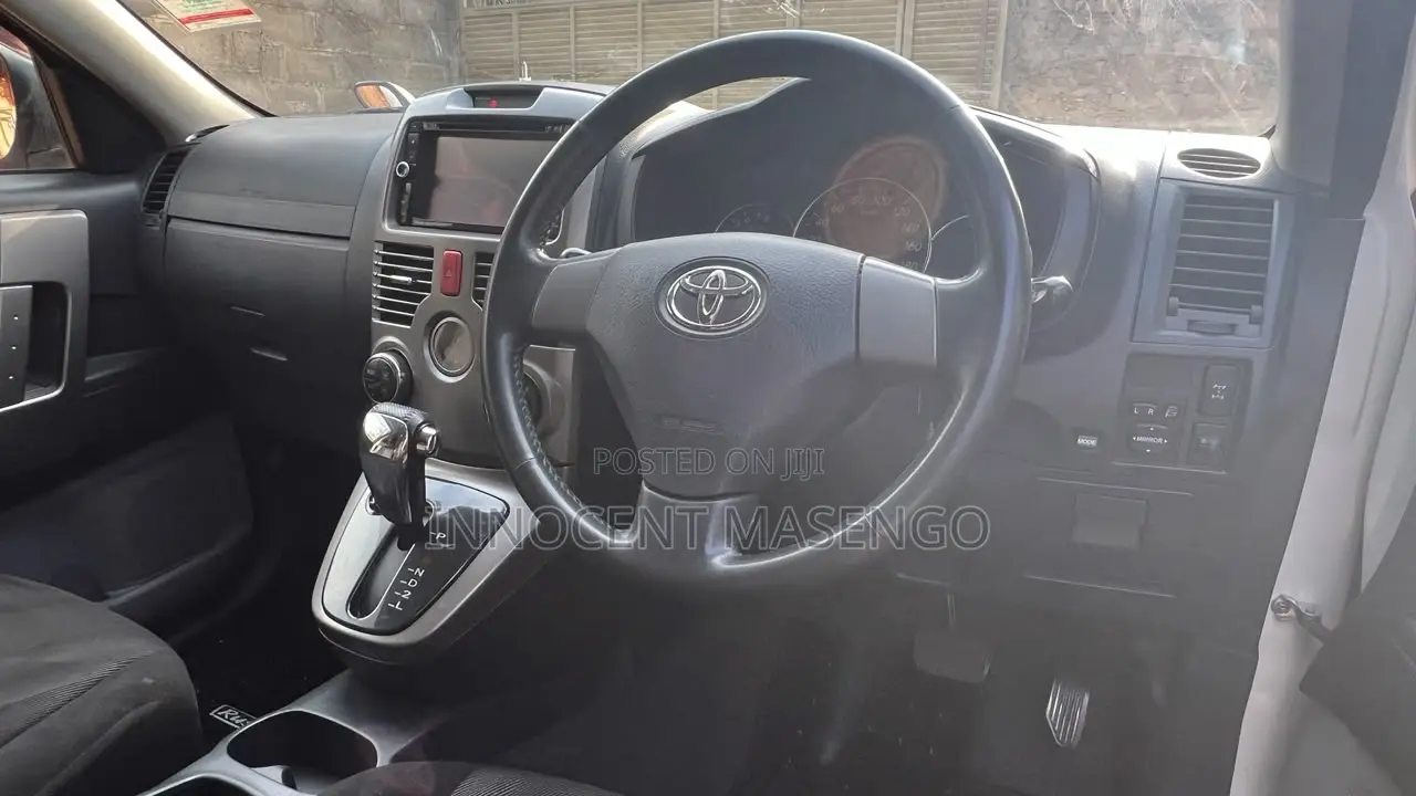 Toyota Rush 1.5 AWD 2013 White