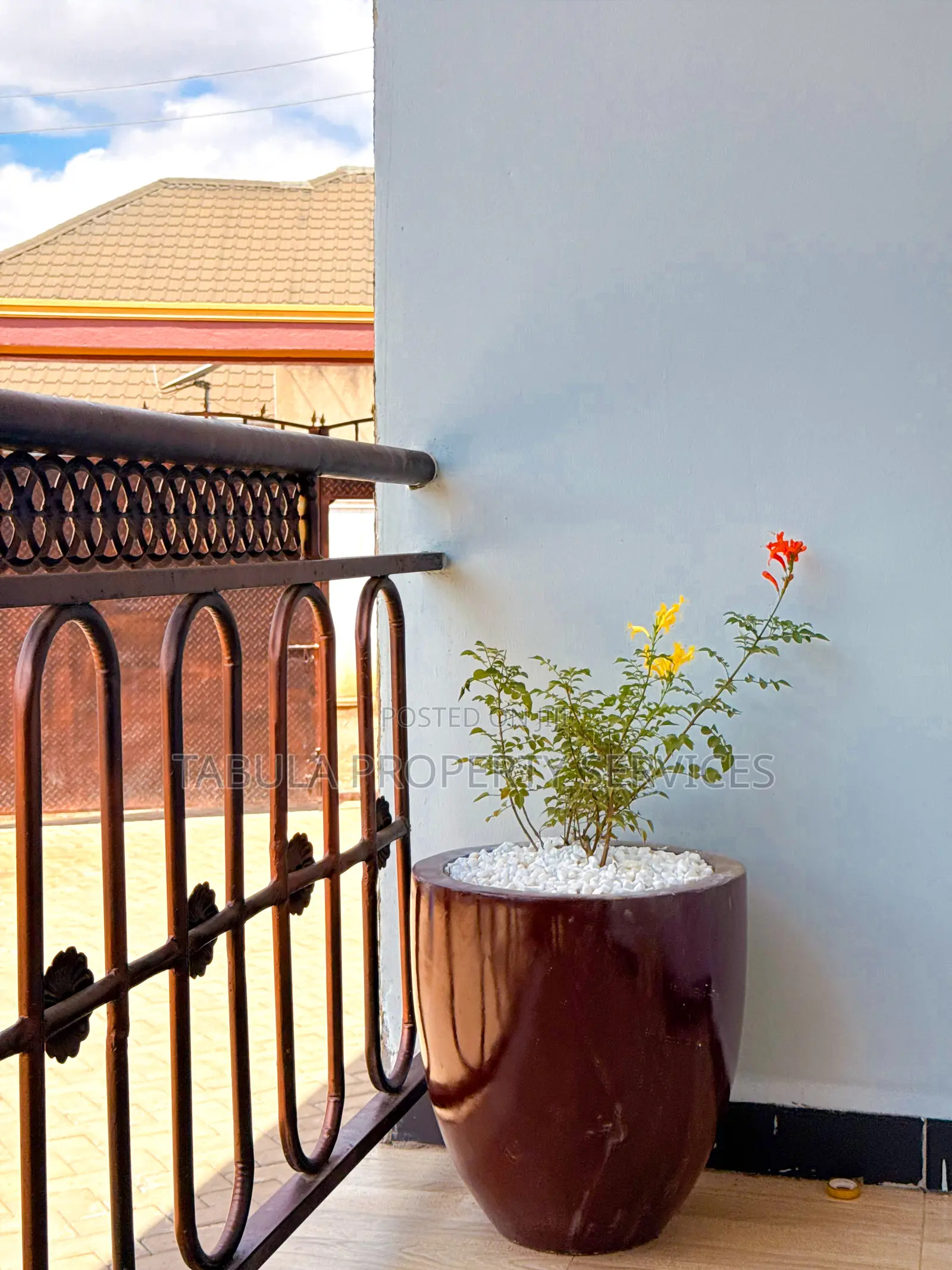 3bdrm House in Bugembegembe Estate, Wakiso / Wakiso for sale
