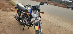 Bajaj CT 125X 2025 Red