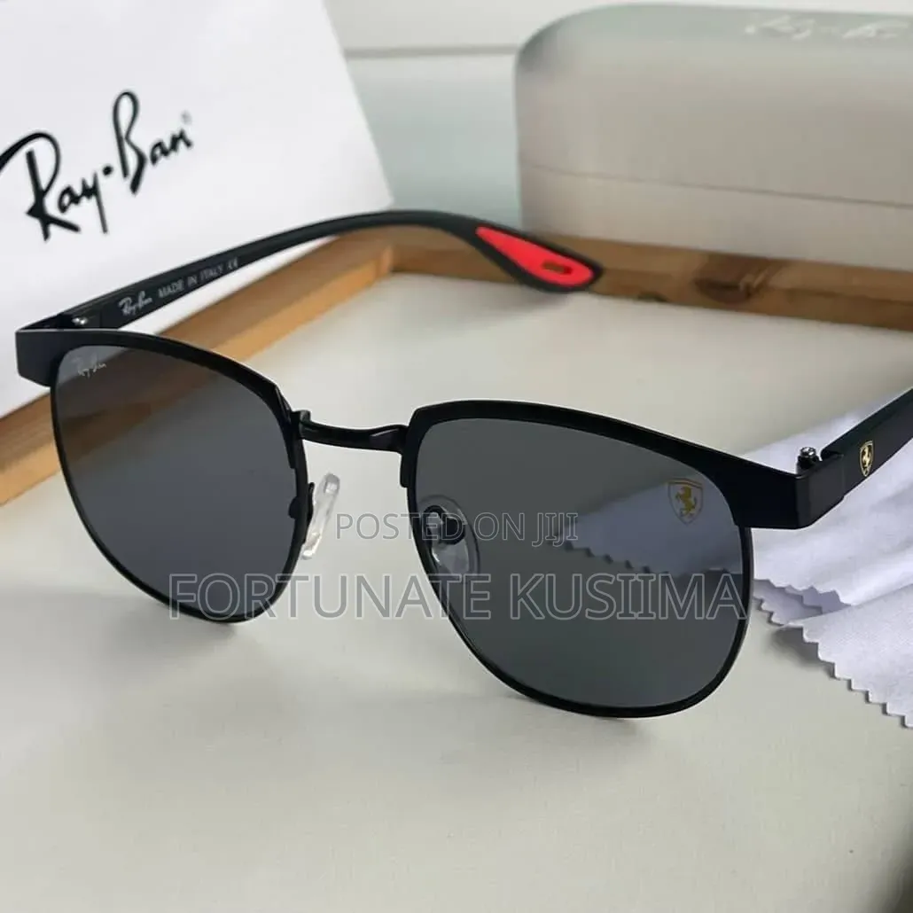 Fashionable Rayban Sunglasses