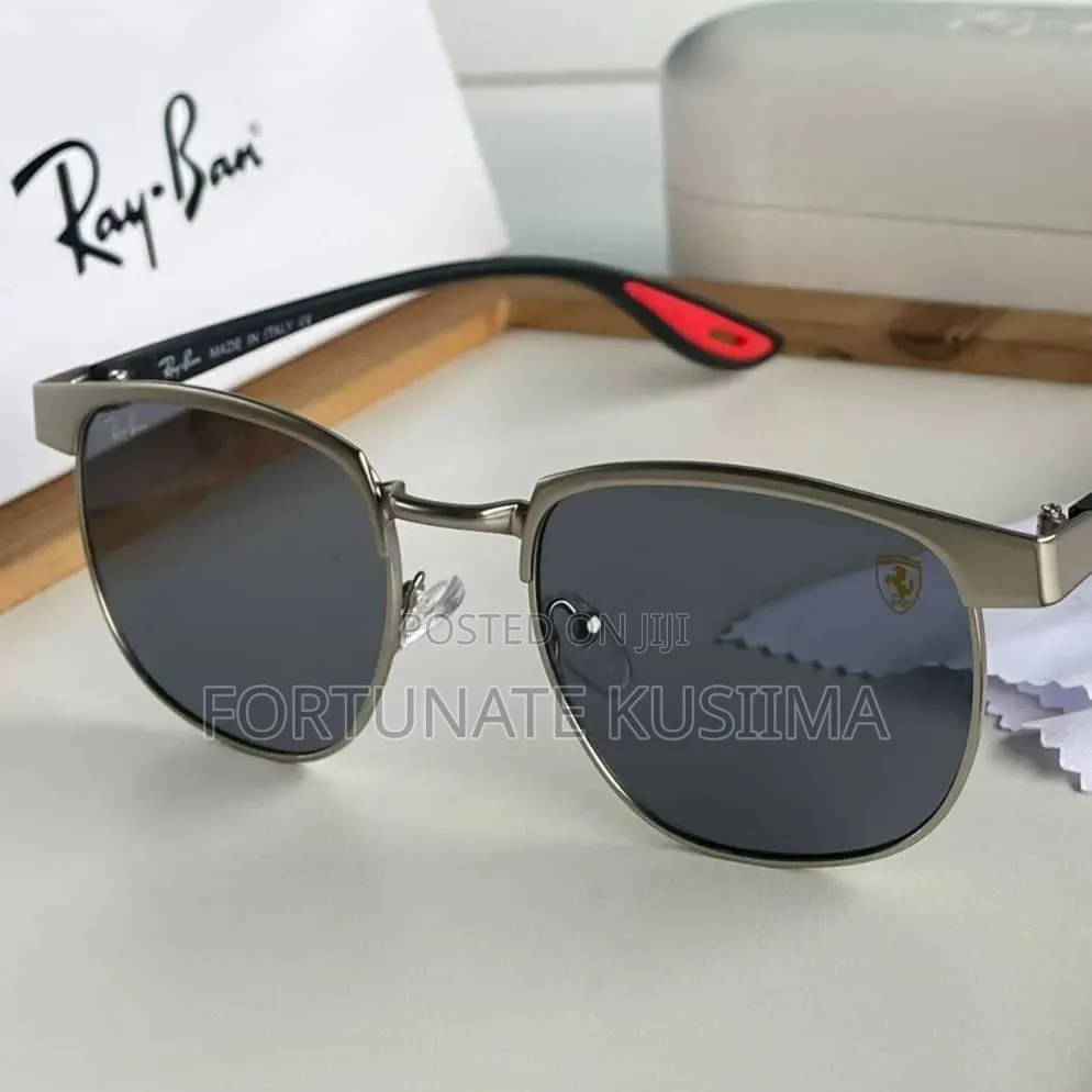 Fashionable Rayban Sunglasses