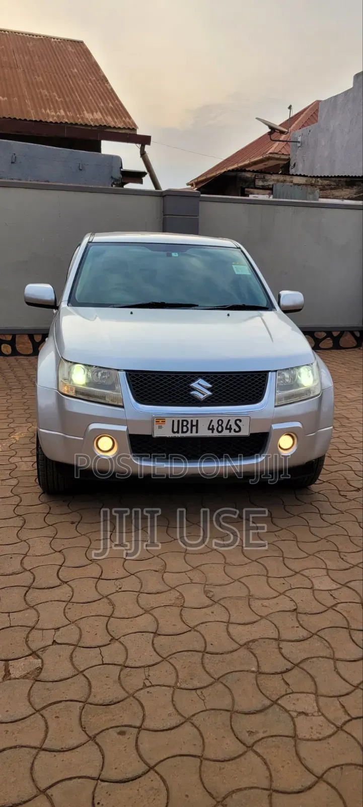 Suzuki Escudo 2005 Silver