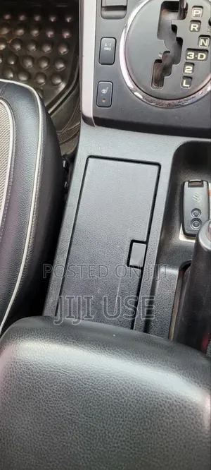 Suzuki Escudo 2005 Silver