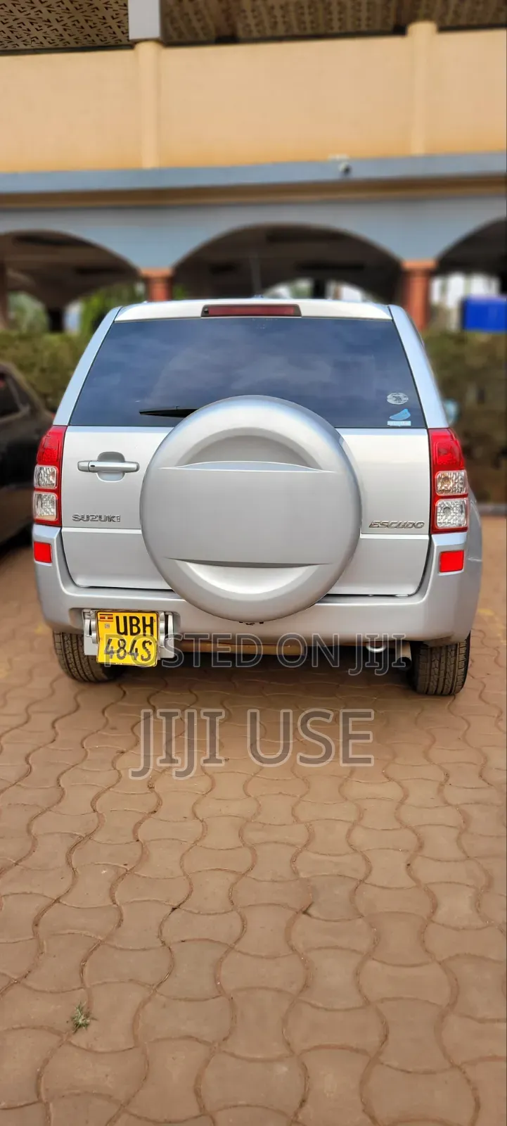 Suzuki Escudo 2005 Silver